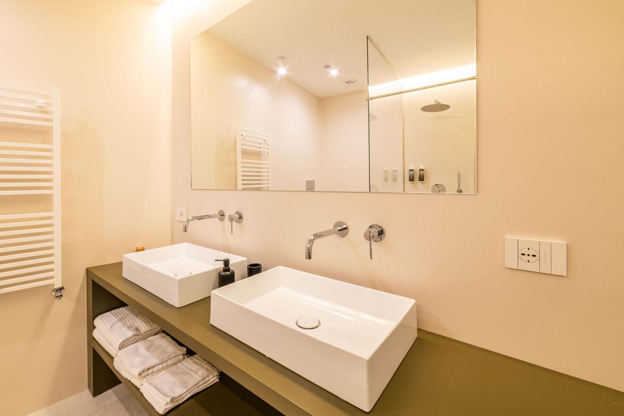 Cortese Suite Неаполь Экстерьер фото