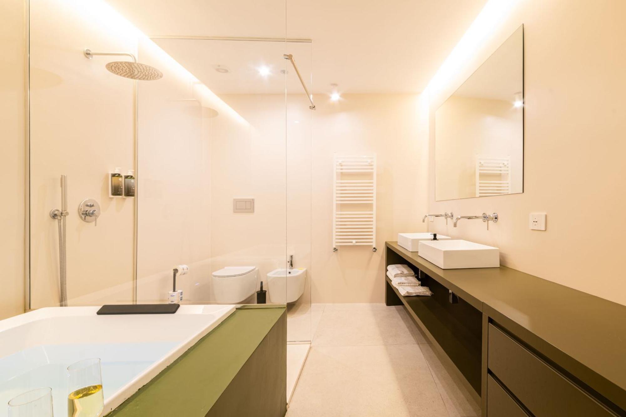 Cortese Suite Неаполь Экстерьер фото