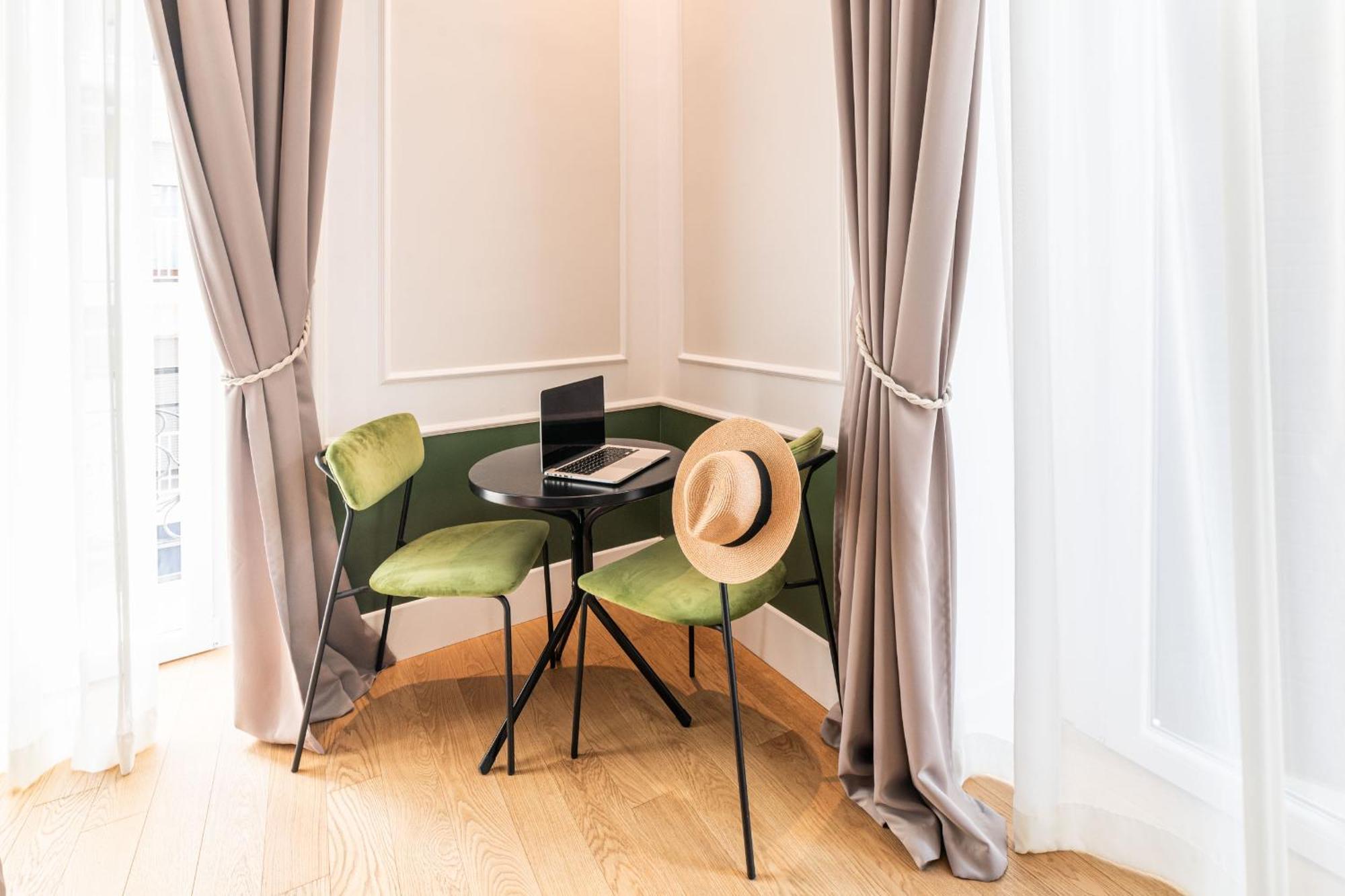 Cortese Suite Неаполь Экстерьер фото